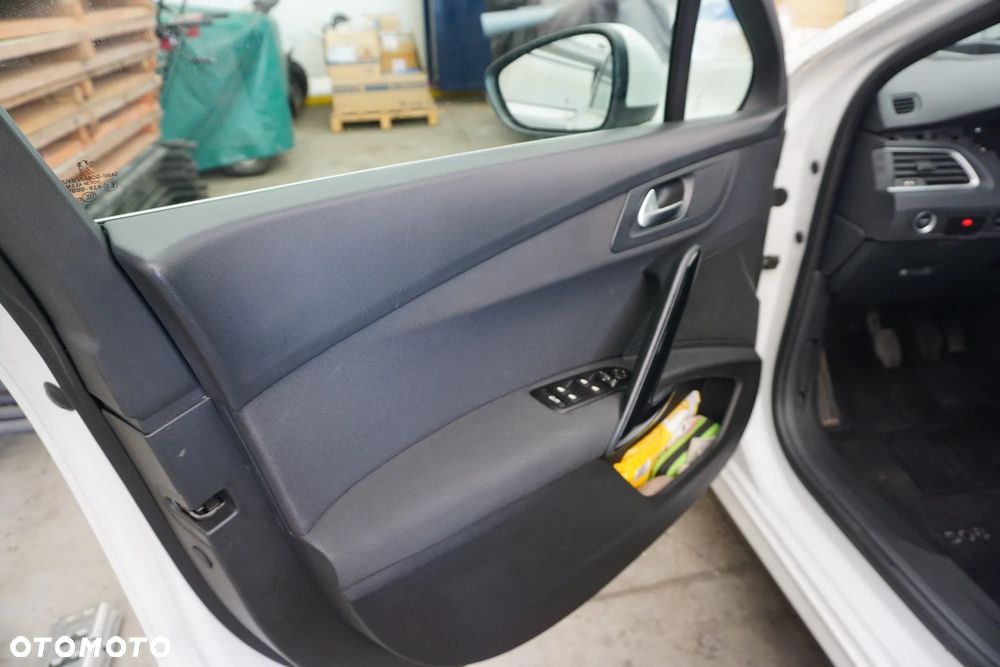 Peugeot 508 2.0 HDi Allure - 35