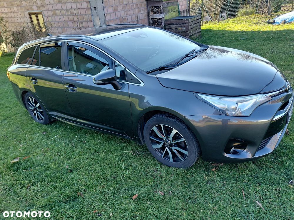 Toyota Avensis 1.8 Prestige - 8