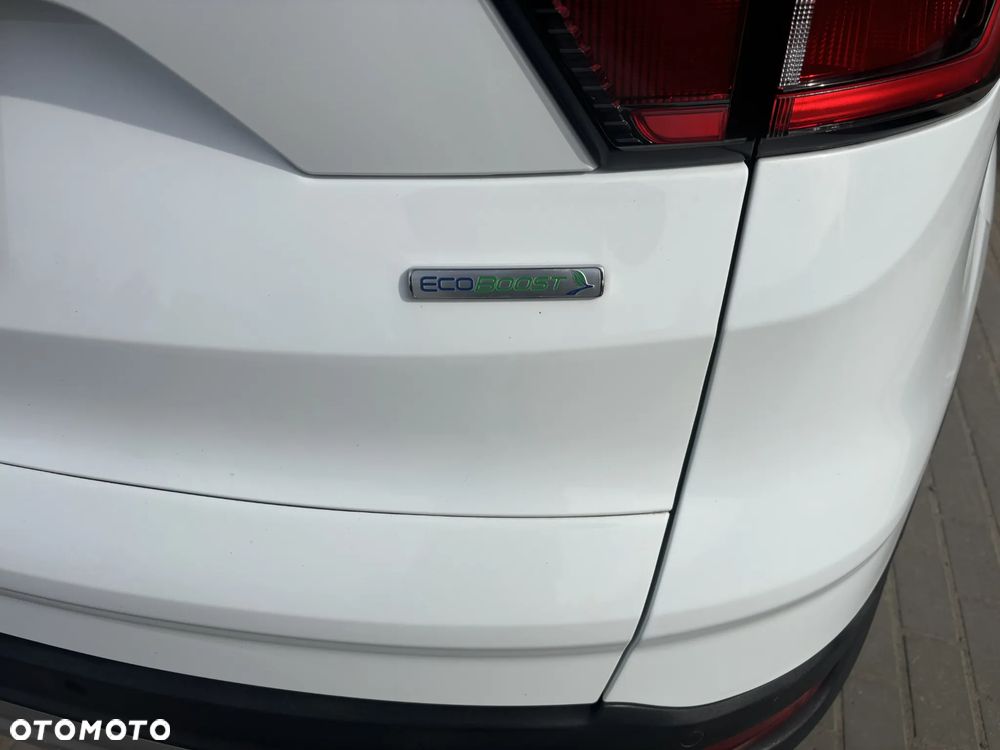 Ford Kuga 1.5 EcoBoost 2x4 Cool & Connect - 5