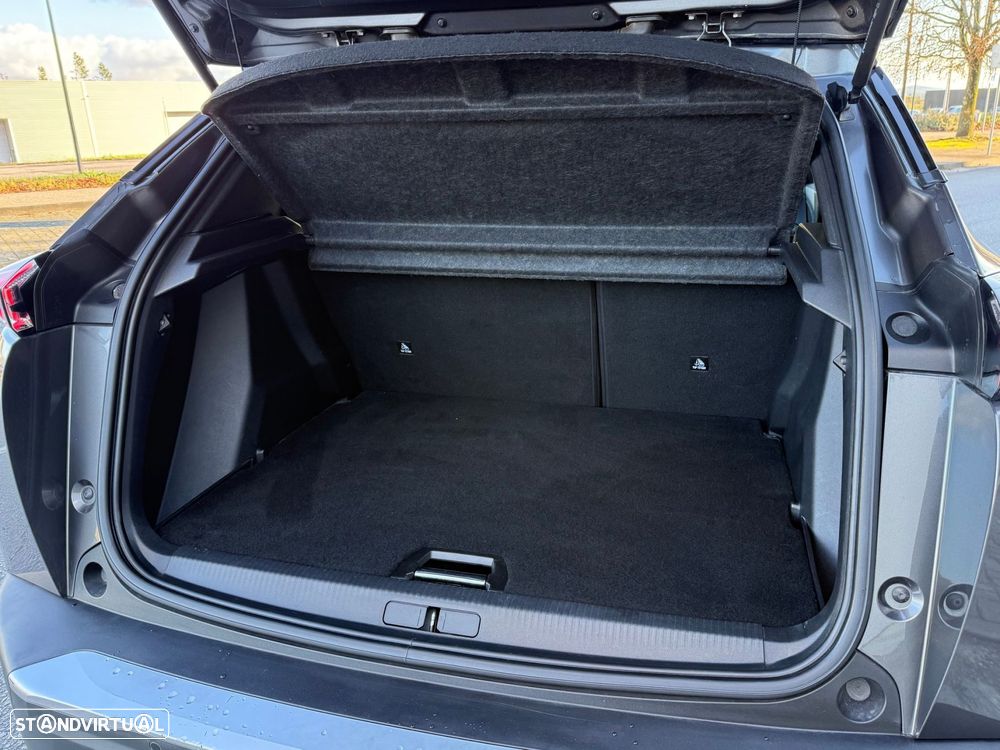 Peugeot 2008 1.2 PureTech GT Line EAT8 - 24