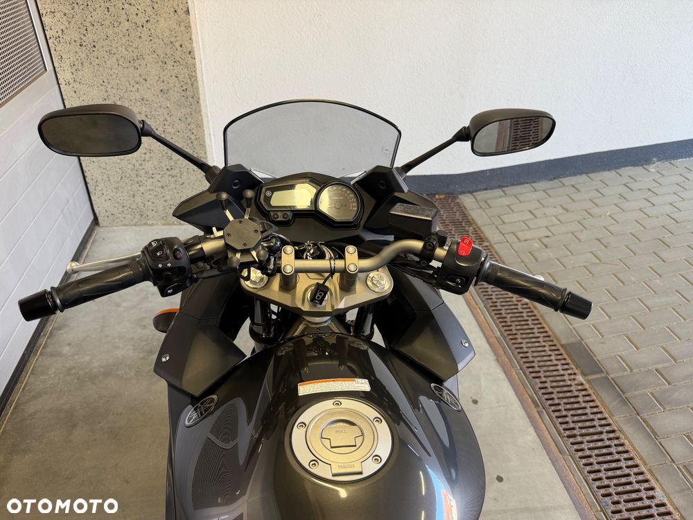 Yamaha XJ - 7