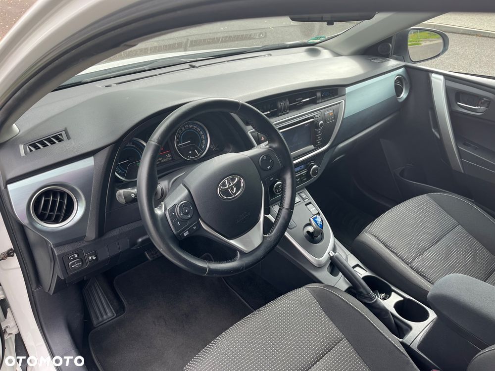 Toyota Auris 1.8 HSD Luna - 26