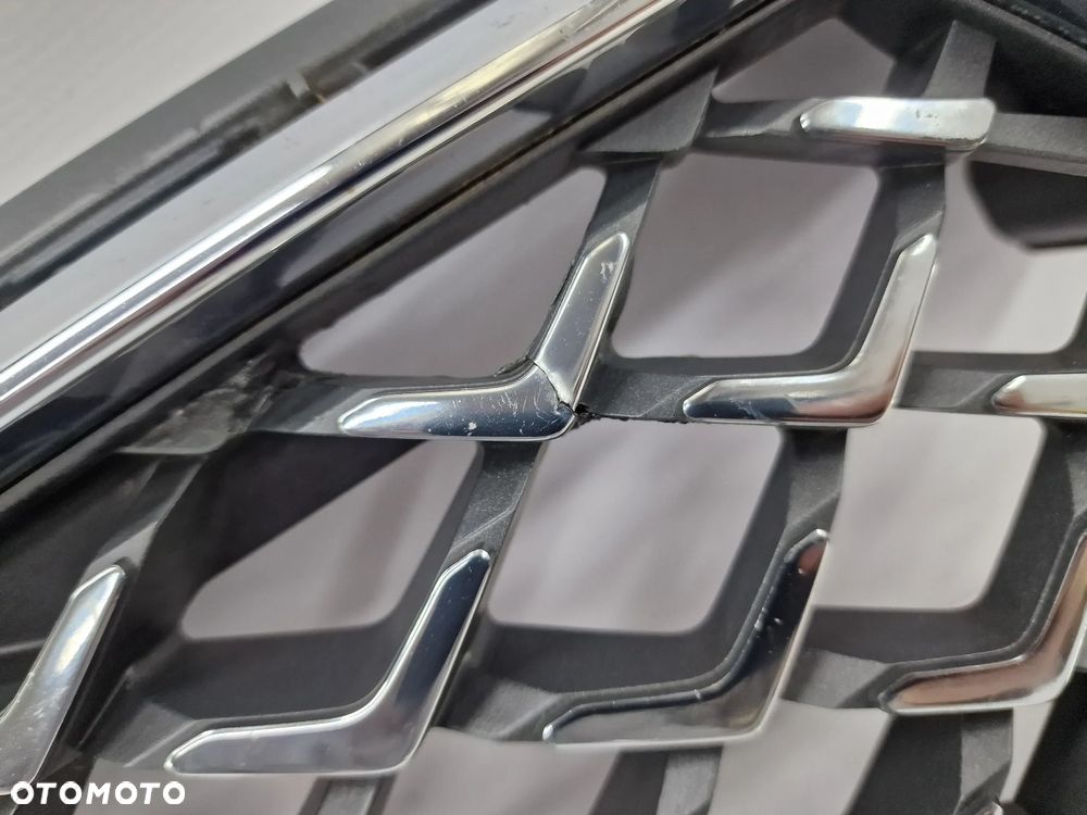 SEAT TARRACO 5FJ 18- ATRAPA / GRILL PRZEDNI PRZÓD , NR 5FJ853654E / 5FJ853651E , NR AUKCJI GL346 - 19