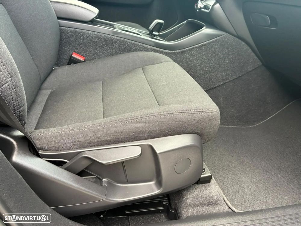 Volvo XC 40 1.5 T2 Momentum Plus Geartronic - 35