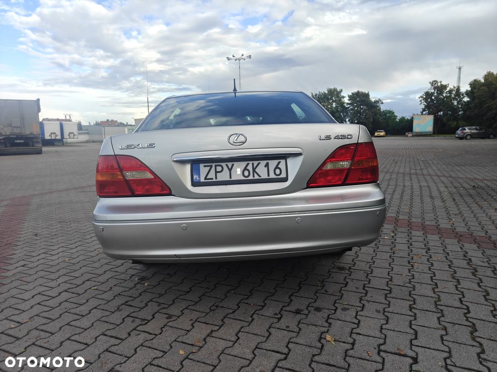 Lexus LS Standard - 5