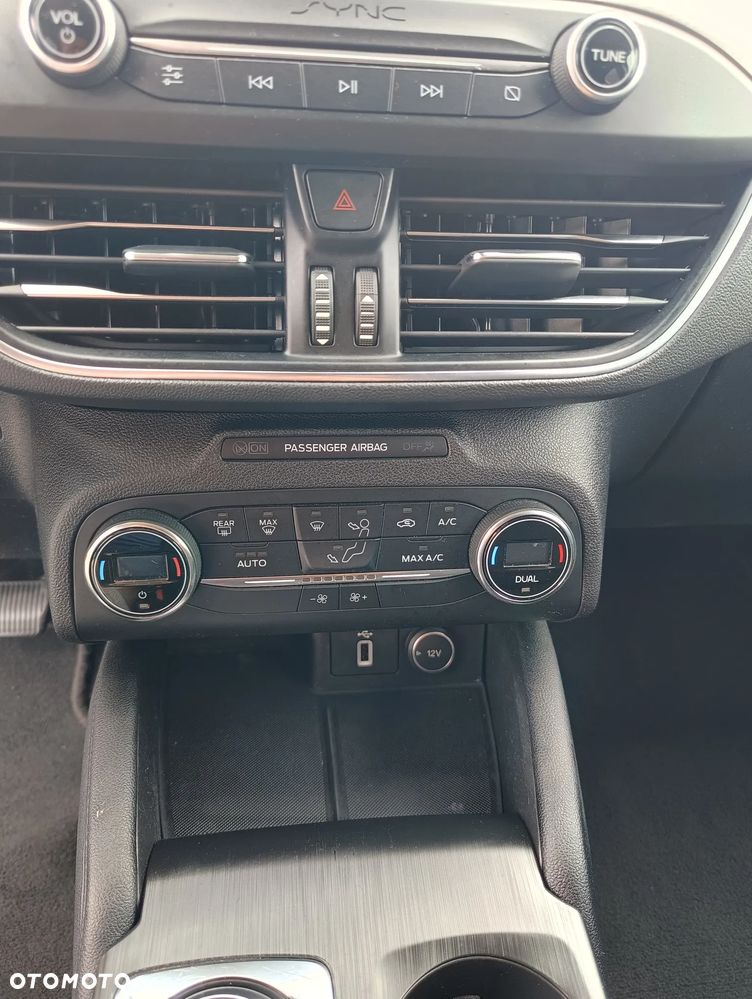 Ford Focus - 20