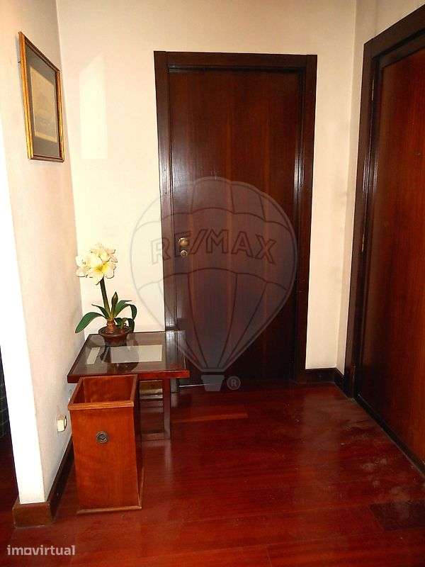 Apartamento T1 para arrendamento - Grande imagem: 2/12