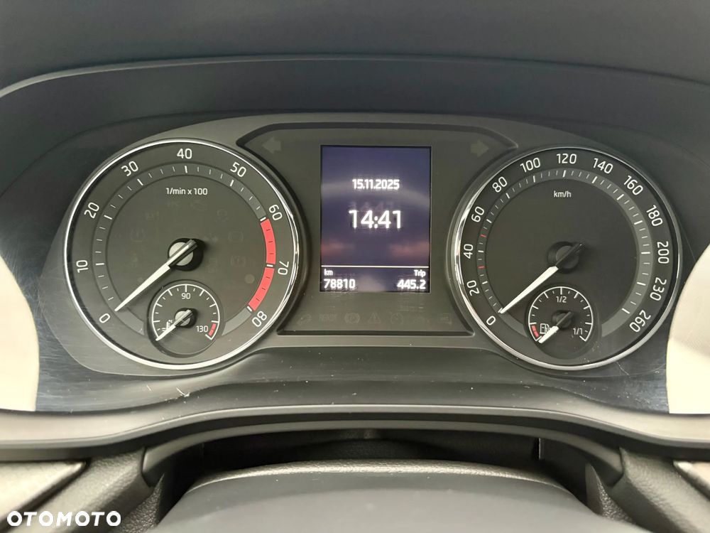 Skoda Octavia 1.5 TSI ACT Ambition - 9