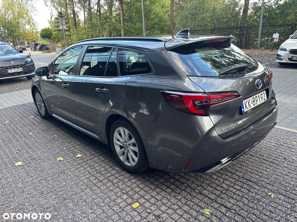 Toyota Corolla 1.8 Hybrid Comfort - 3