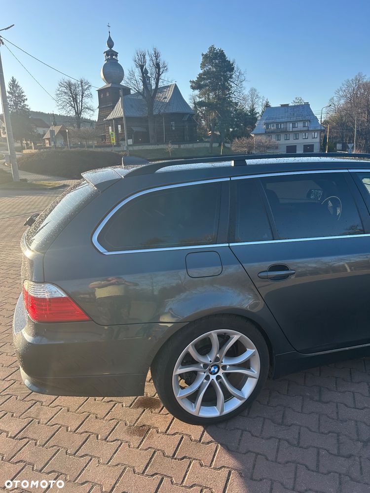 BMW Seria 5 525i Edition Exclusive - 7