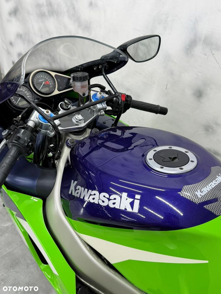 Kawasaki ZXR - 34