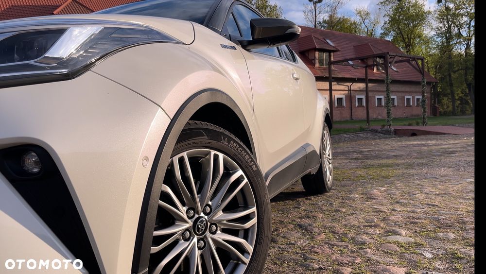 Toyota C-HR 2.0 Hybrid Executive - 14