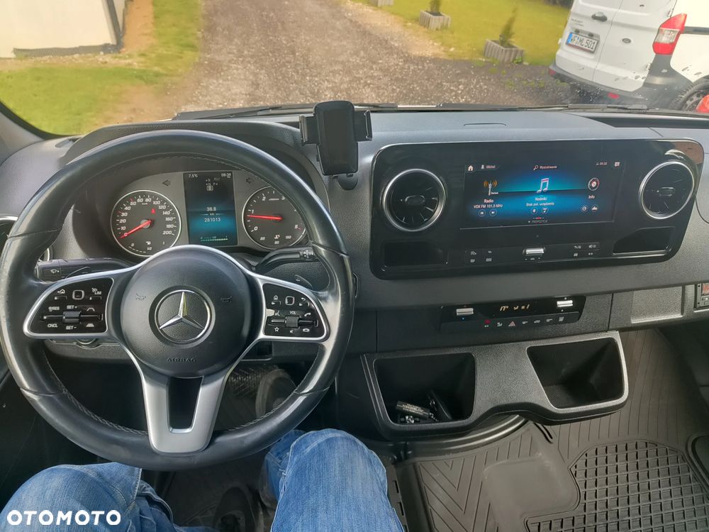 Mercedes-Benz Sprinter - 3