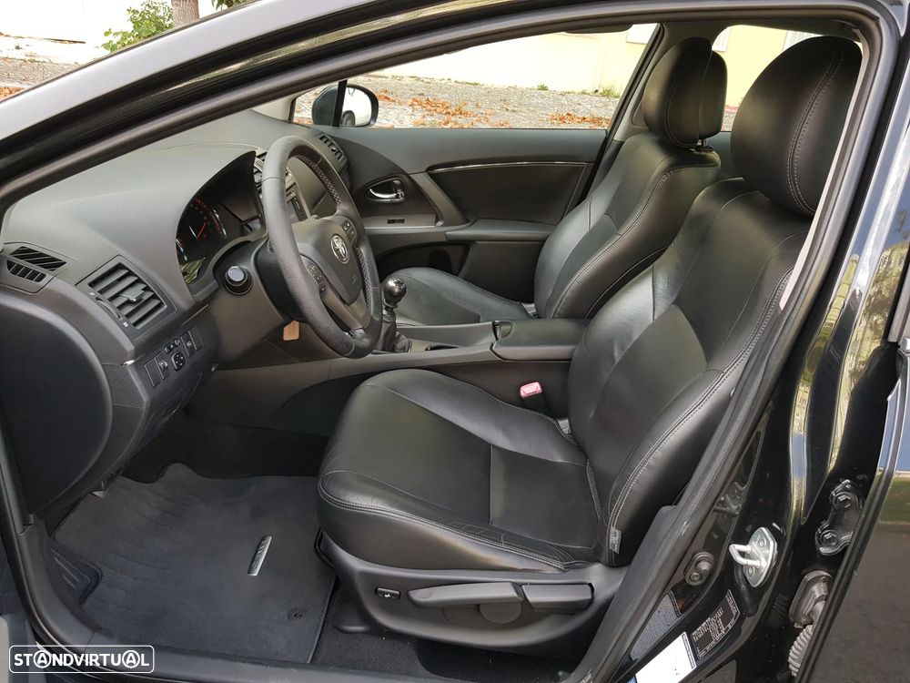 Toyota Avensis SD 2.0 D-4D Exclusive +Pele+GPS - 22