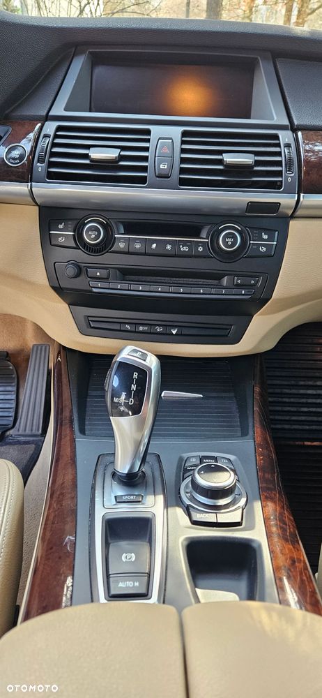 BMW X5 3.5d xDrive - 23