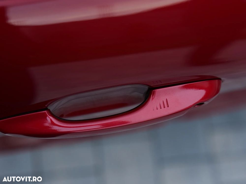 Ford Kuga 1.5 EcoBlue A8 FWD ST Line X - 19