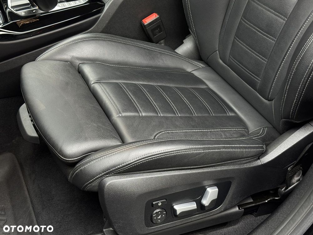 BMW X3 xDrive20i - 13