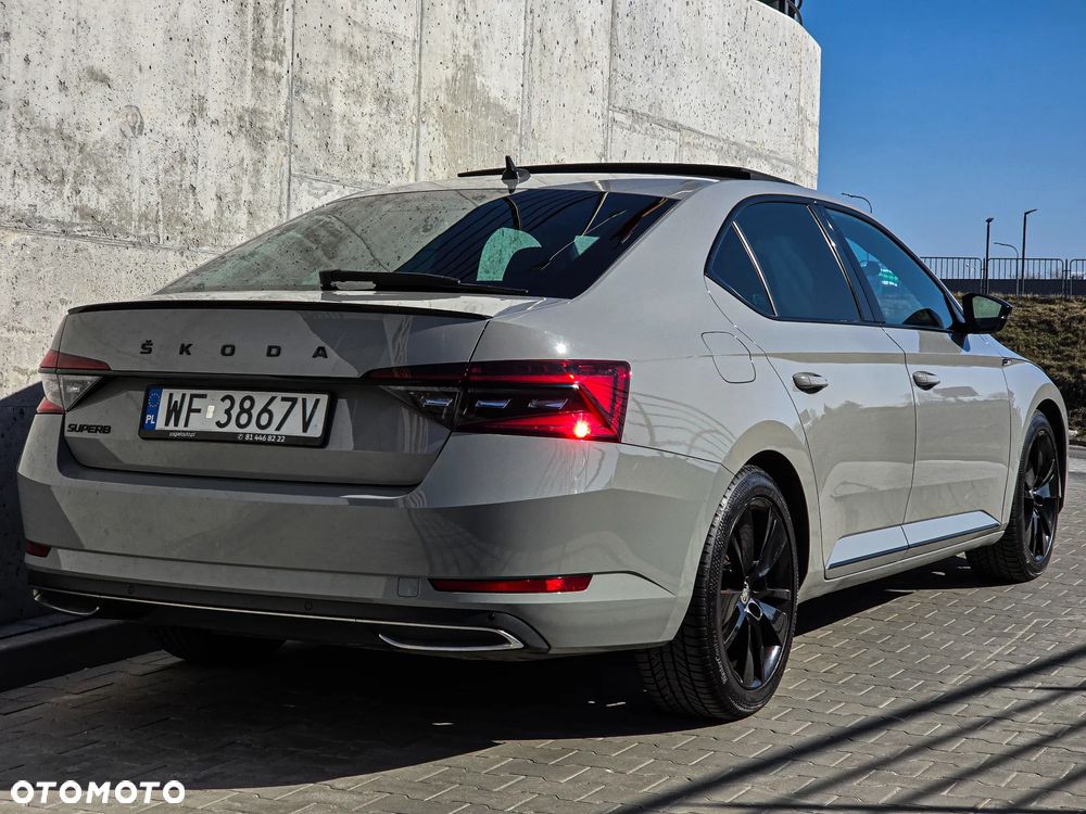 Skoda Superb 2.0 TDI SCR Sportline DSG - 10