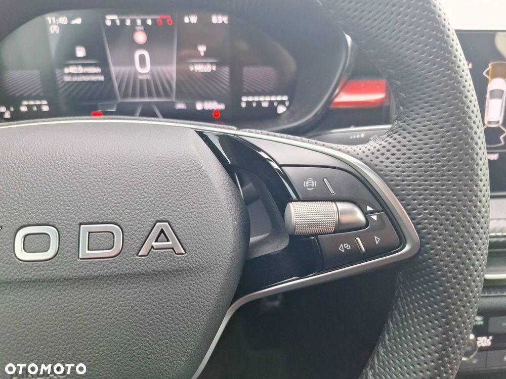 Skoda Fabia 1.0 TSI Monte Carlo - 16