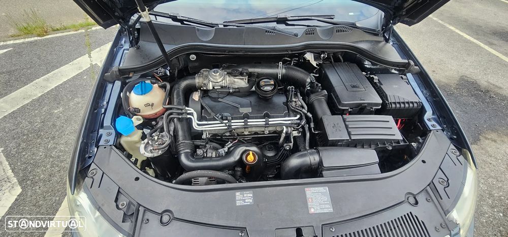 VW Passat Variant 1.9 TDI Individual - 8