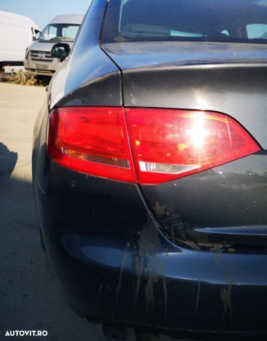 Stop stanga Audi A4 B8 2009 sedan - 1