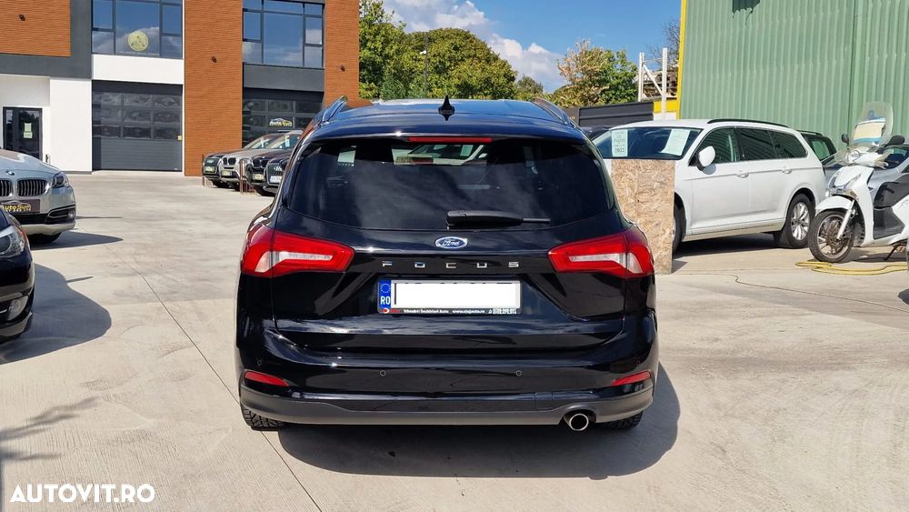 Ford Focus 1.5 EcoBlue Active Business - 6