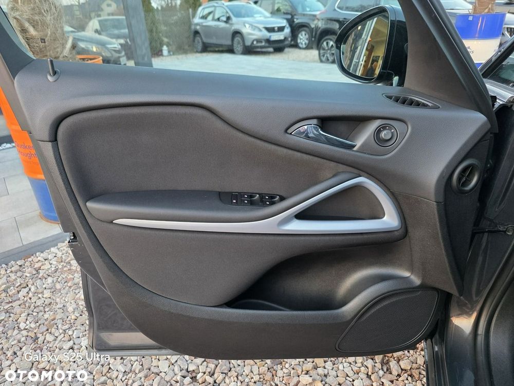 Opel Zafira 1.4 T Cosmo - 27