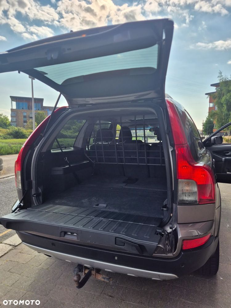 Volvo XC 90 D5 Momentum - 24