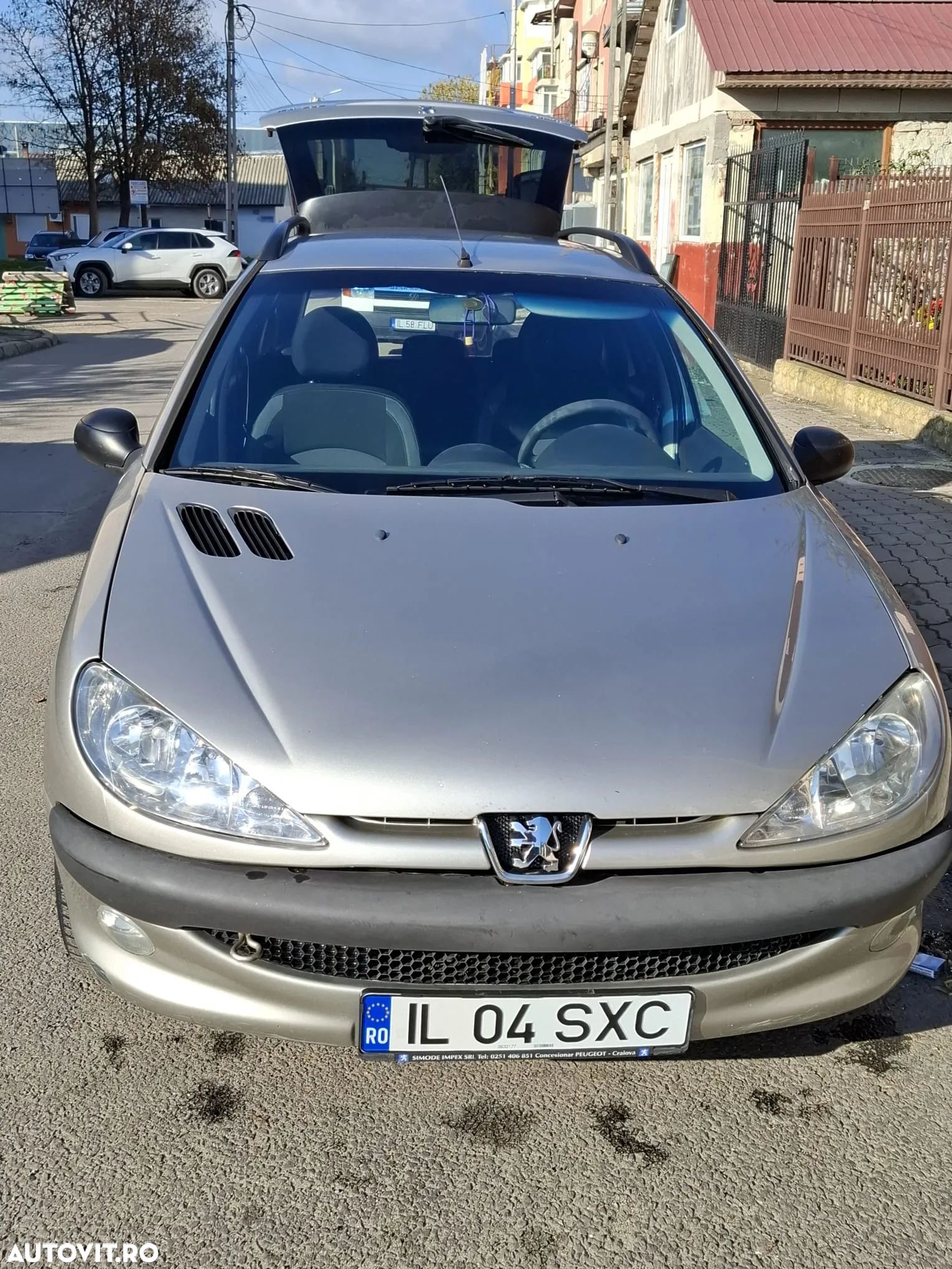 Peugeot 206 - 1