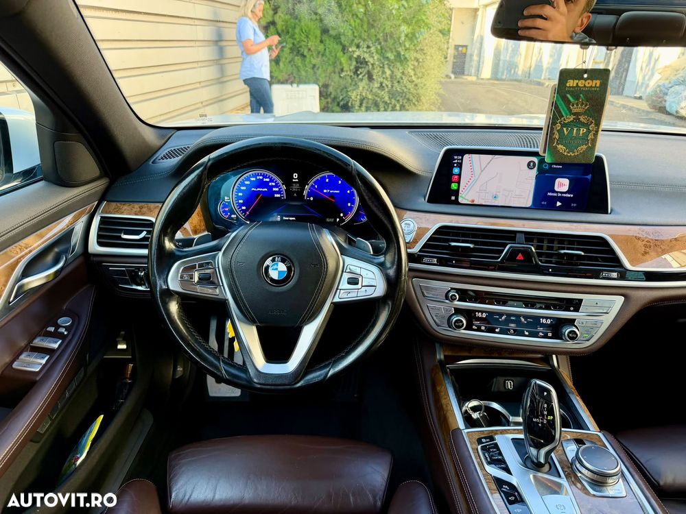 BMW Seria 7 730d - 12