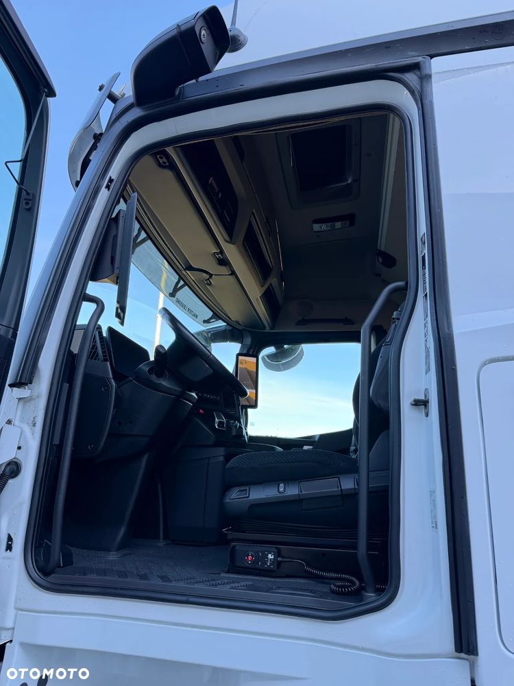 Mercedes-Benz Actros L 1851 Big Space Low Deck - 17