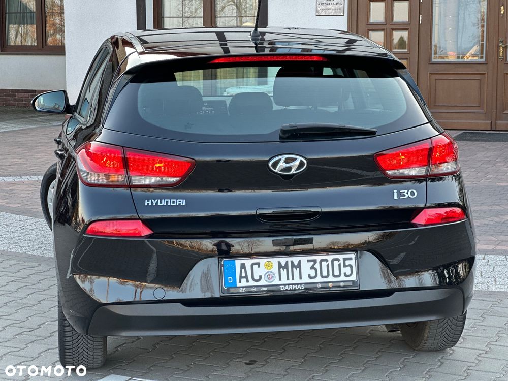 Hyundai i30 1.4 Passion Plus - 11