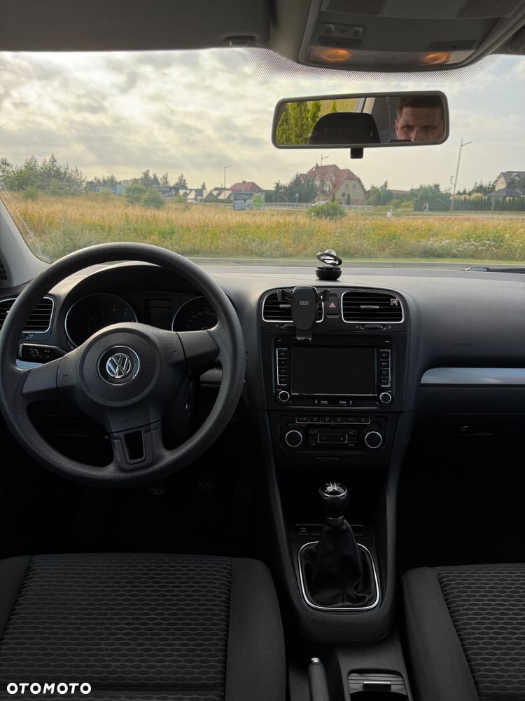 Volkswagen Golf - 13