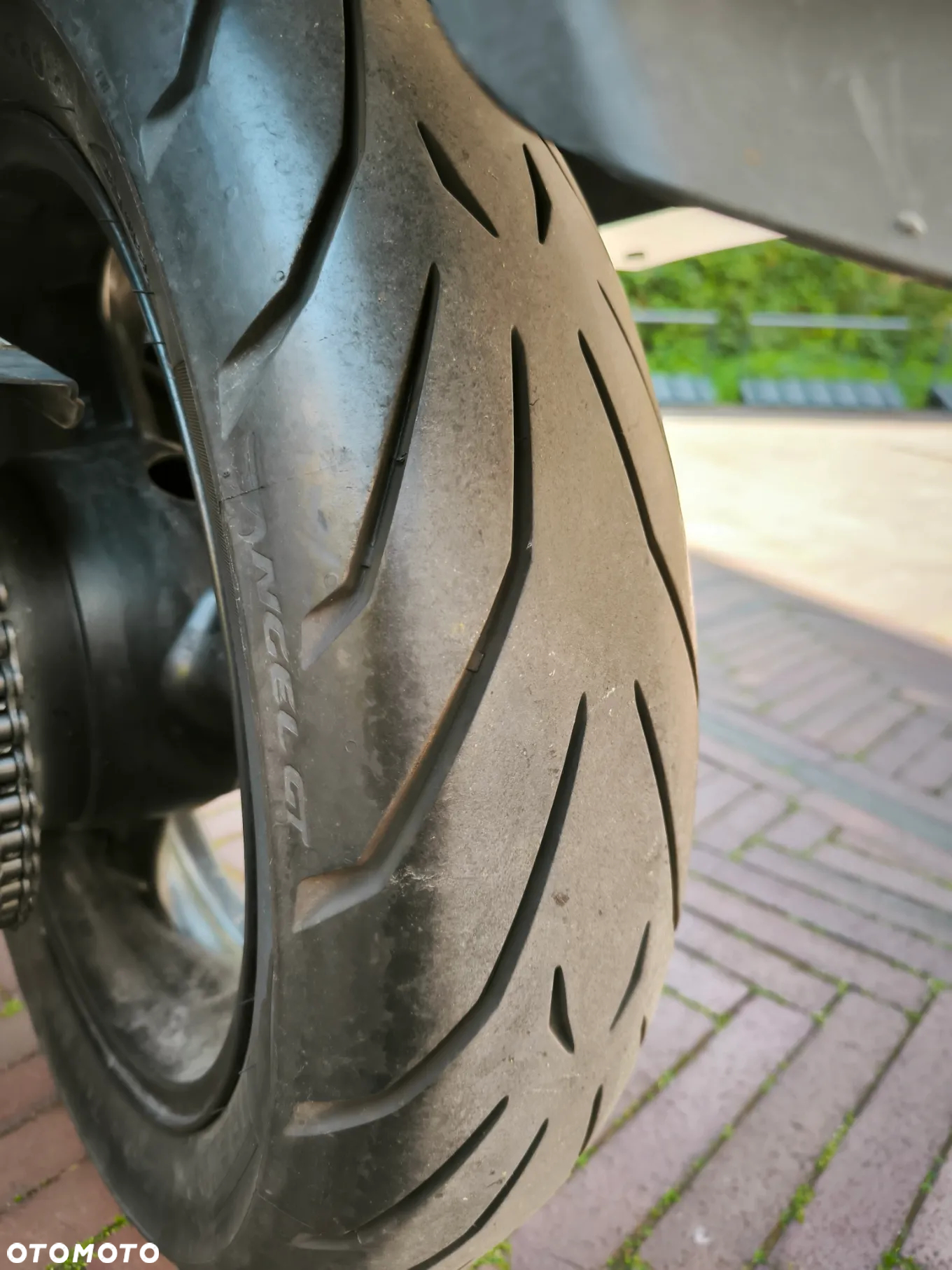 Suzuki V-STROM - 18