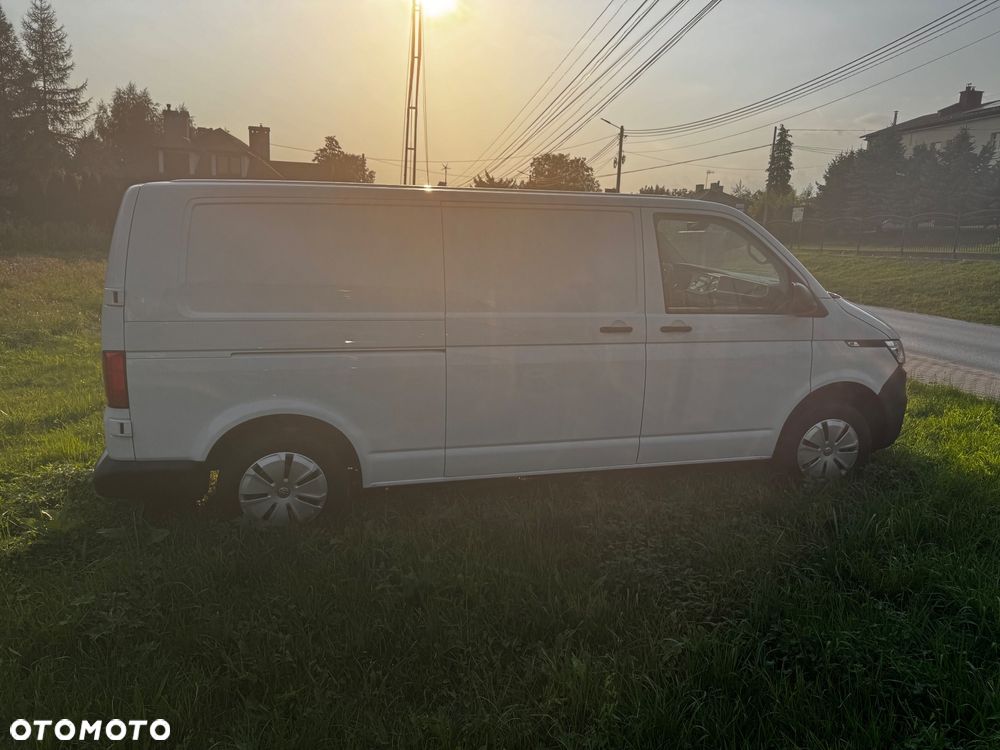Volkswagen Transporter - 4