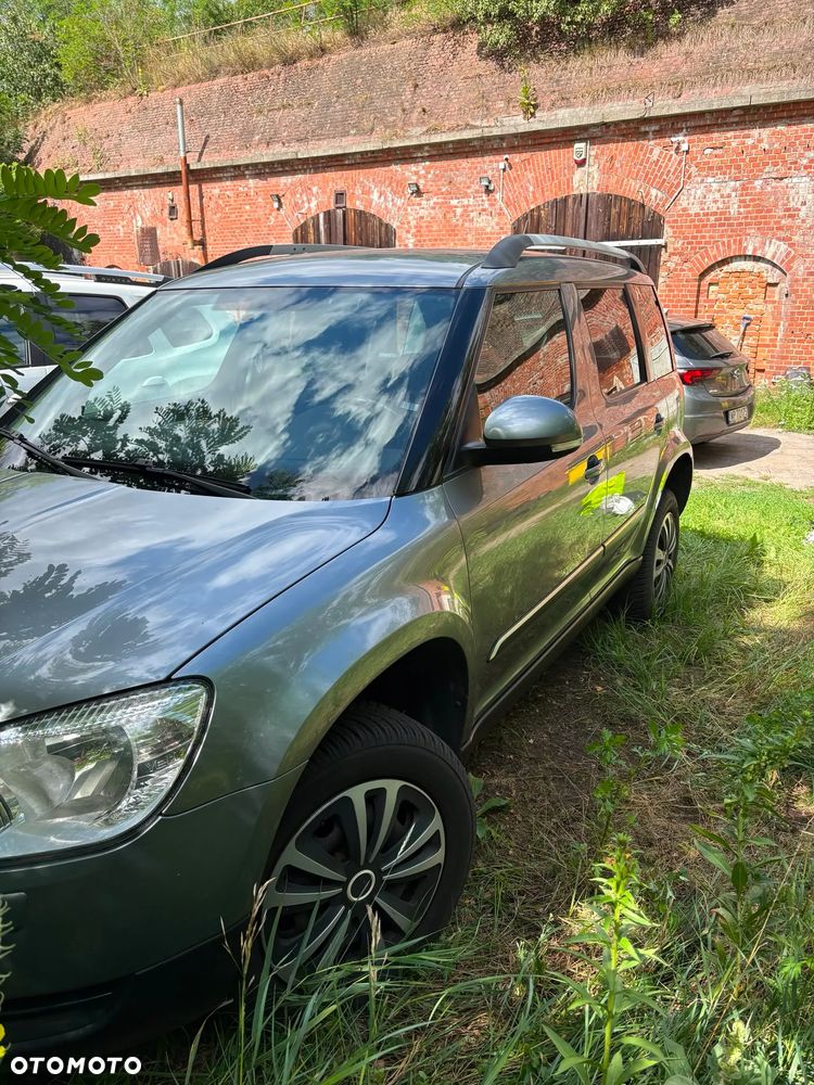 Skoda Yeti 1.2 TSI Ambition DSG - 8