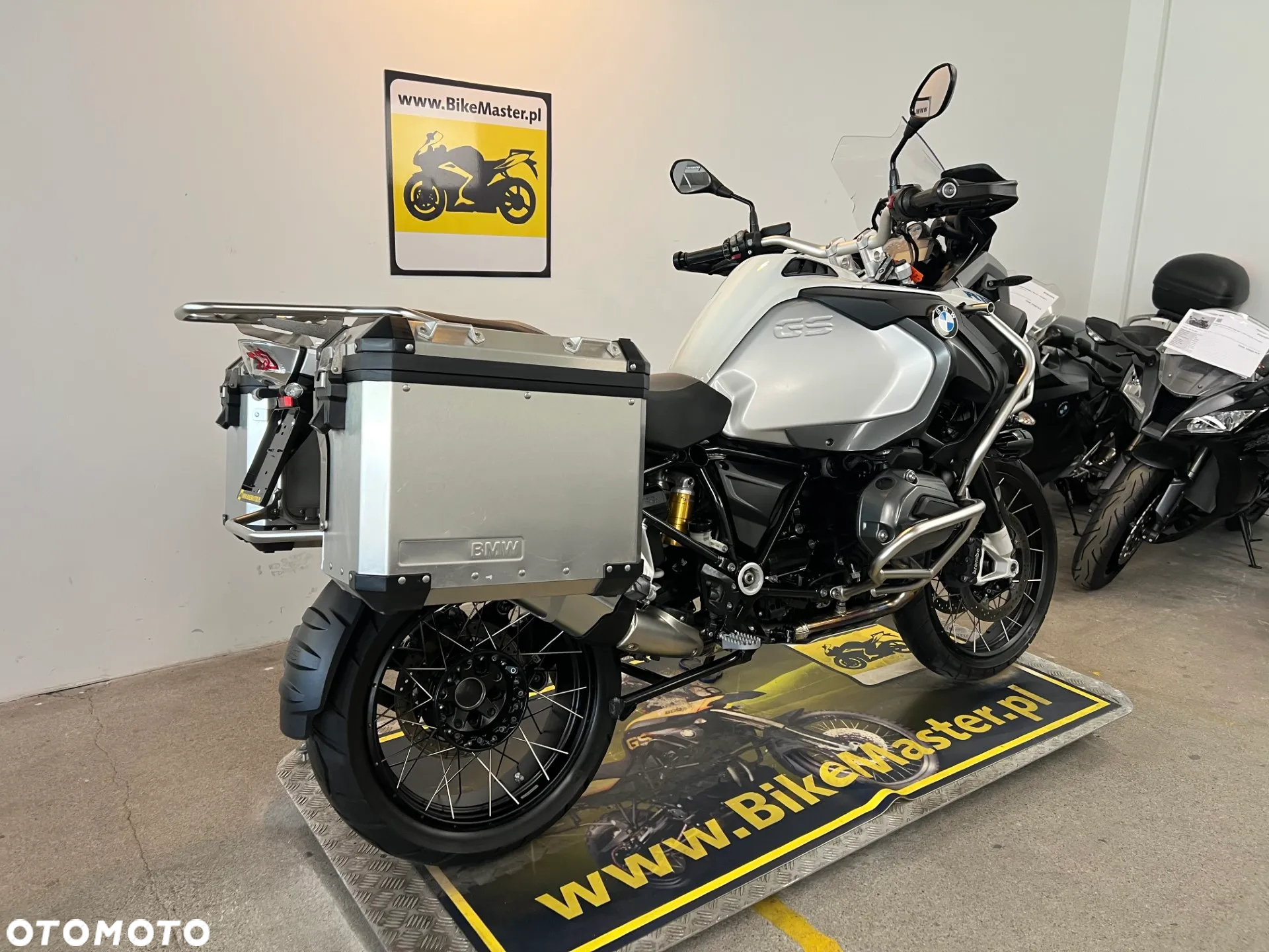 BMW Adventure
