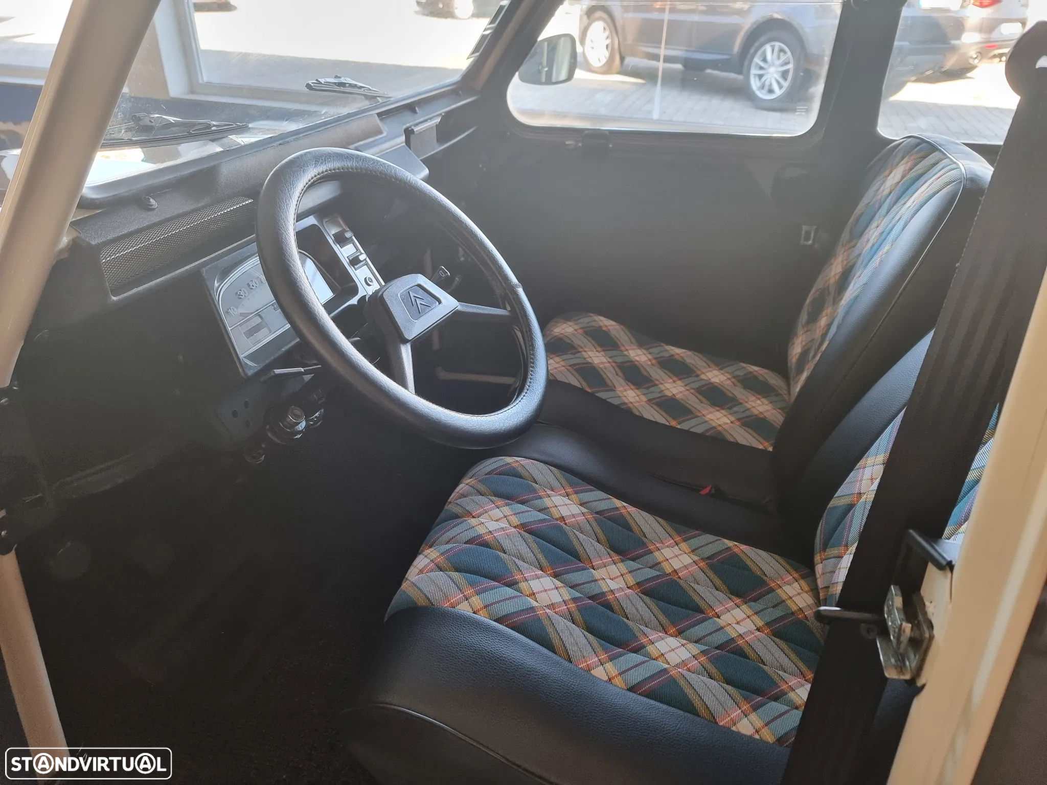 Citroën 2CV - 7