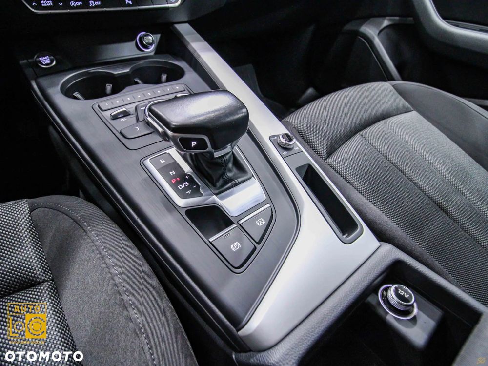 Audi A4 Avant 2.0 TDI Quattro S tronic - 24