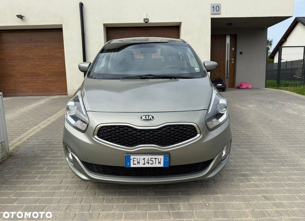 Kia Carens 1.7 CRDi M 7os - 2