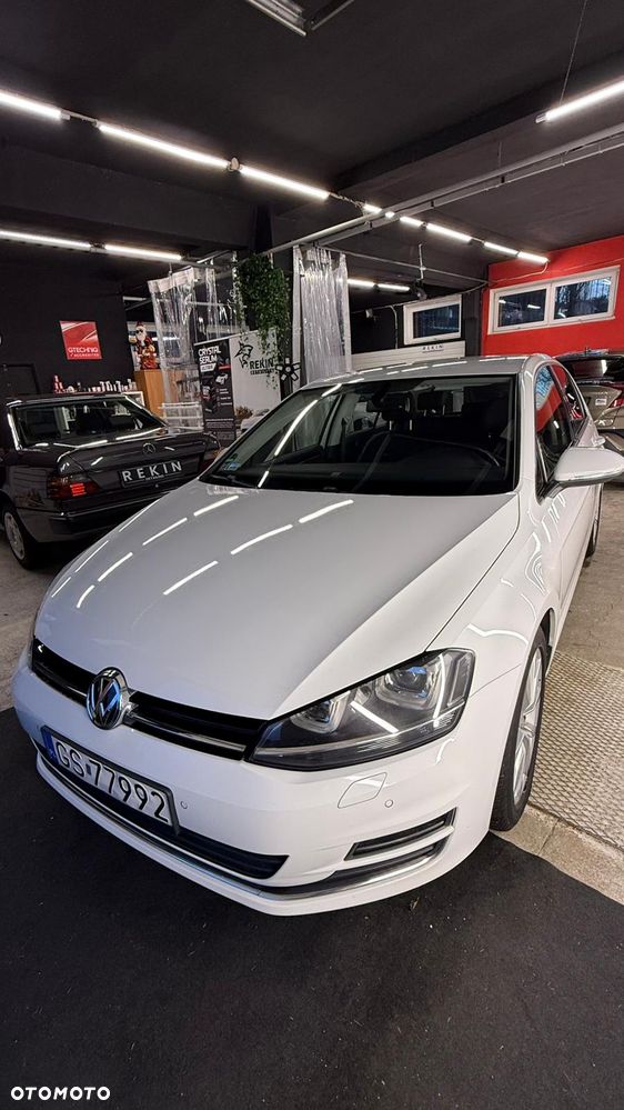 Volkswagen Golf 1.4 TSI BMT Highline - 1