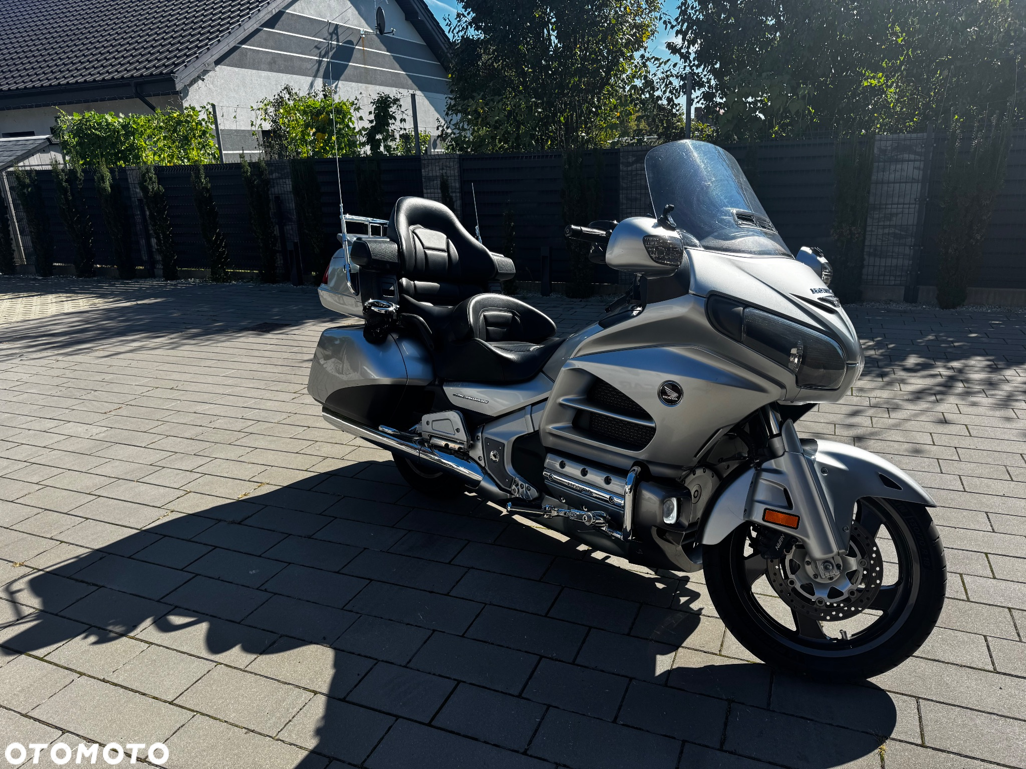 Honda GL - 10