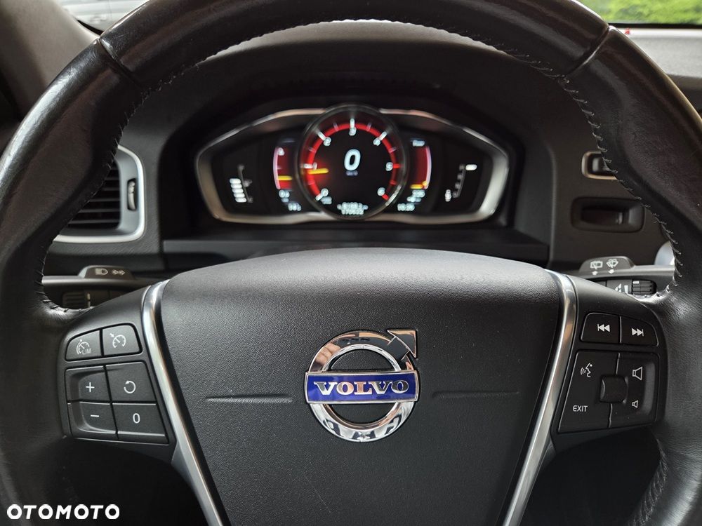 Volvo V60 Cross Country D4 Geartronic Summum - 18