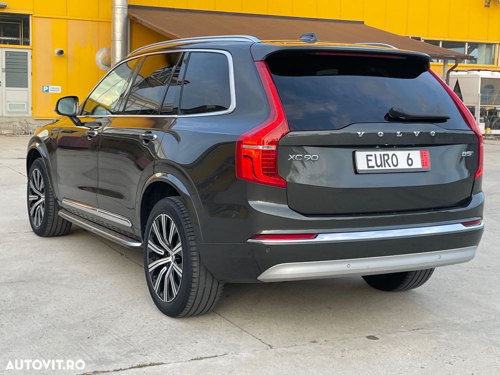 Volvo XC 90 B5 D AWD Geartronic Momentum Pro - 4