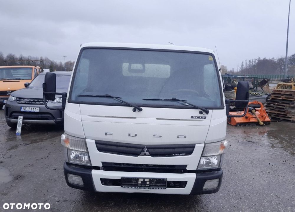 Mitsubishi Fuso Center - 1