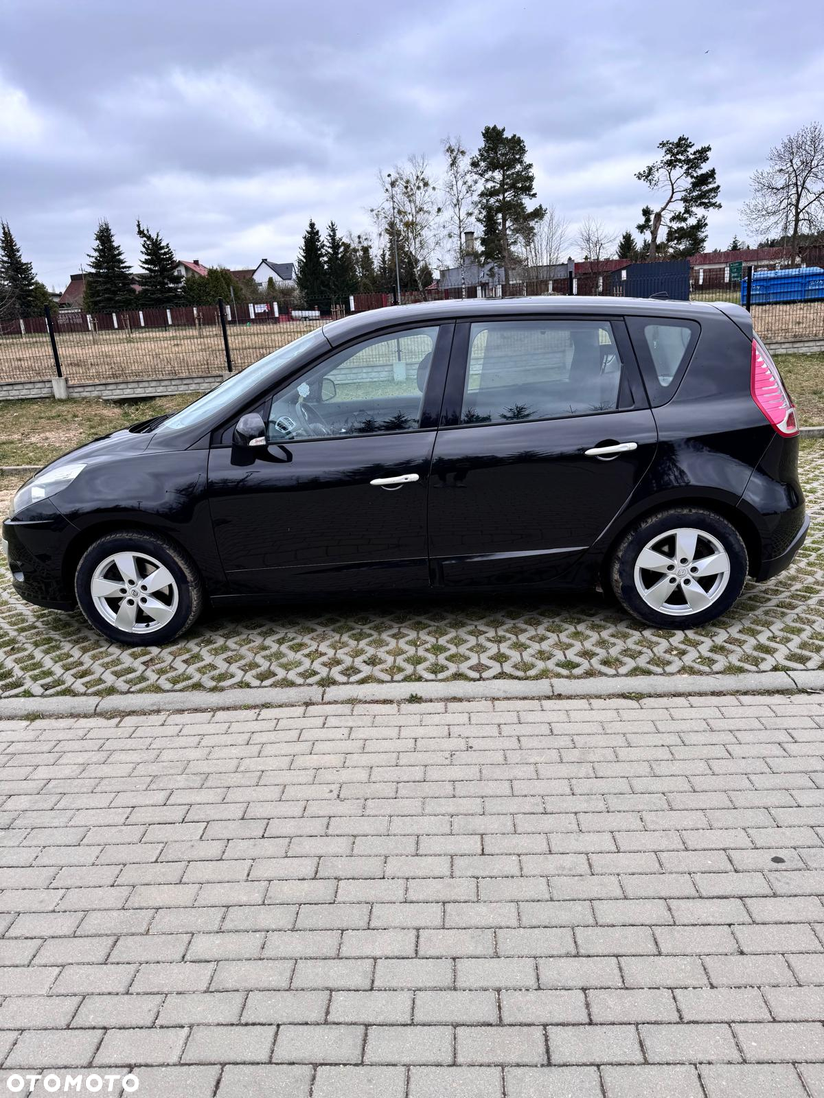Renault Scenic - 12