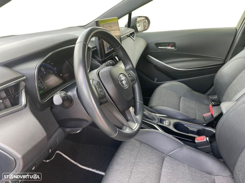 Toyota Corolla 1.8 Hybrid Comfort Plus - 13