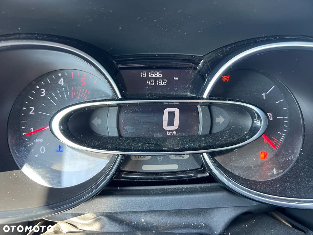 Renault Clio - 9