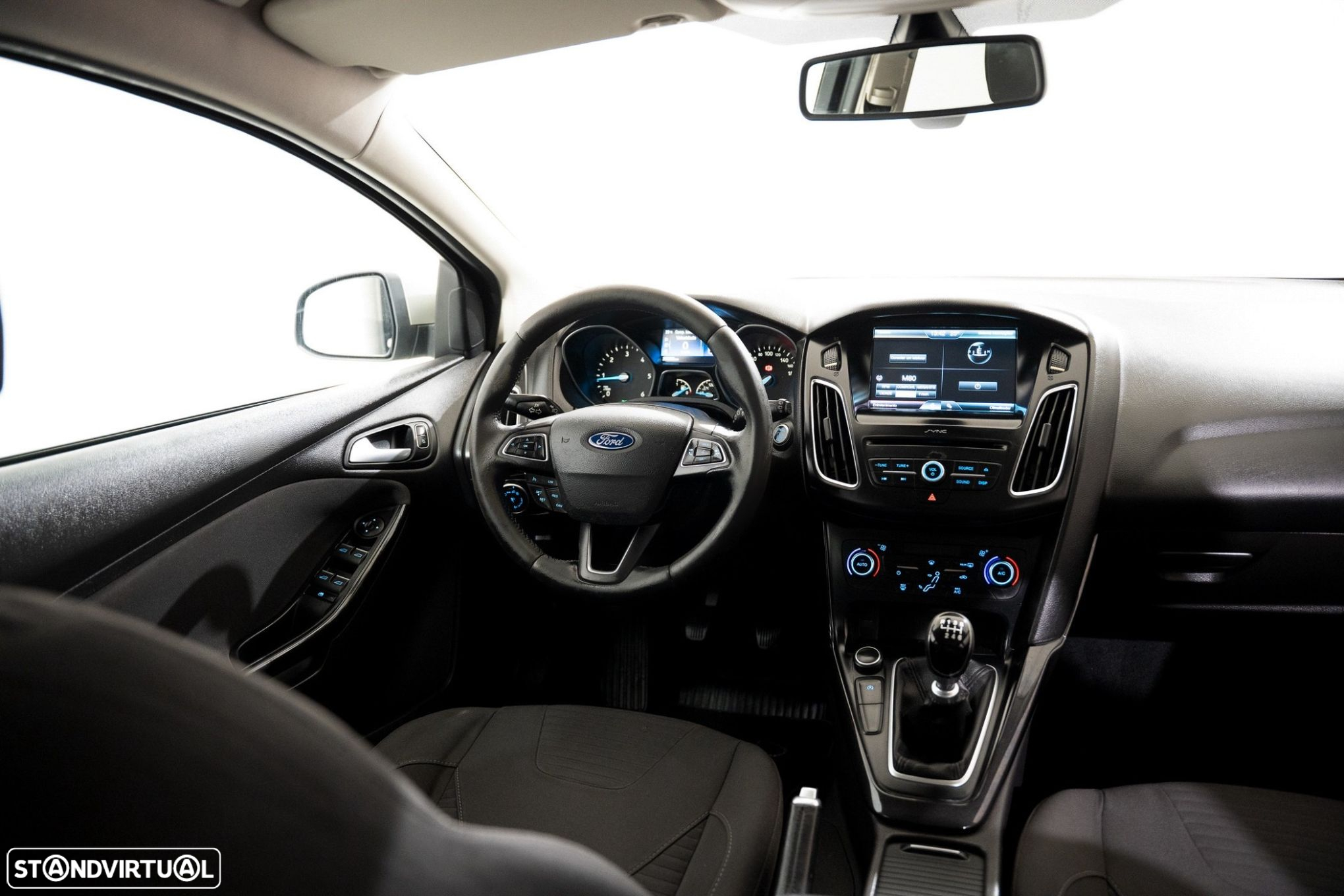 Ford Focus 1.5 TDCi Titanium - 4