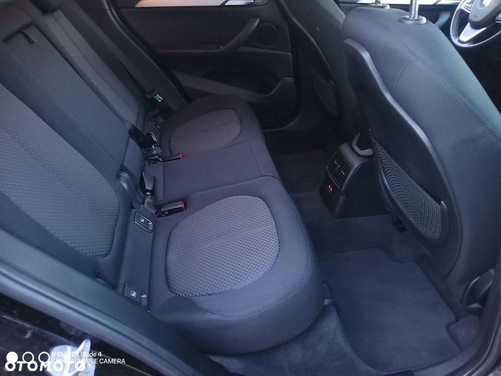 BMW X1 sDrive18i Advantage - 20